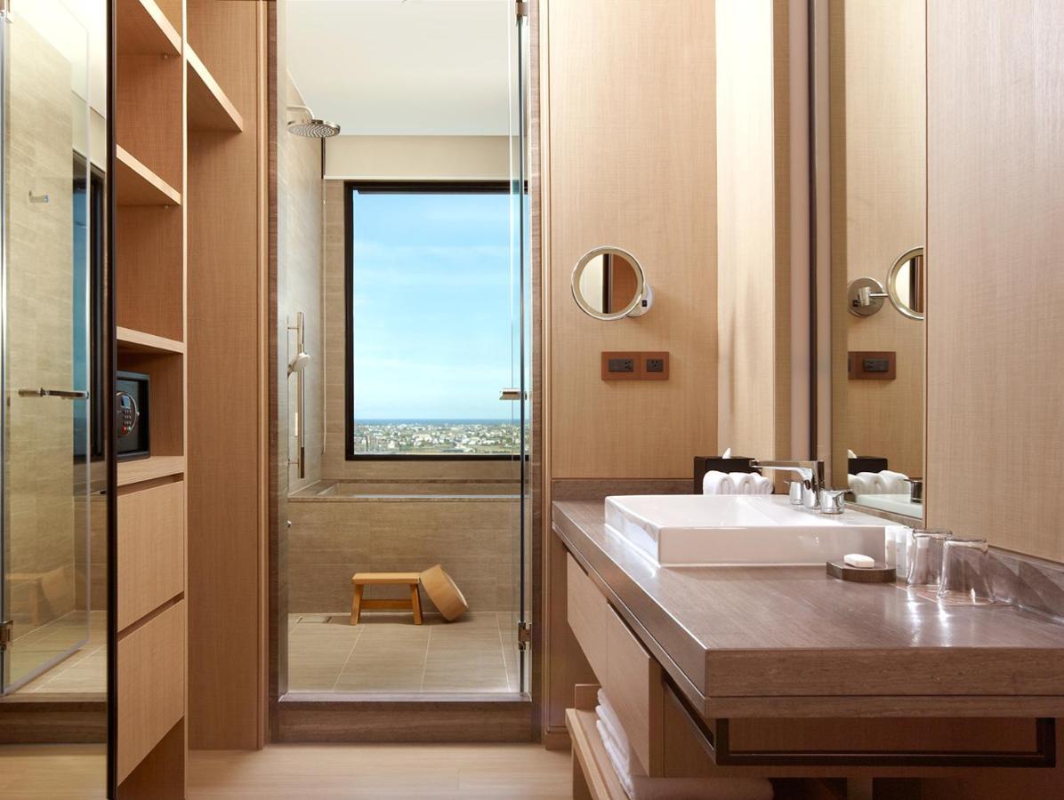 Mu Jiaoxi Hotel Exterior foto Bathroom